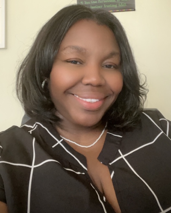 A picture of therapist Sha'Hetia Marsh.
